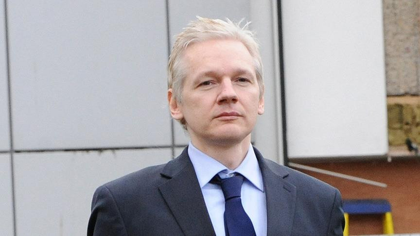 Wikileaks kurucusu Julian Assange Londra'da sorgulandı