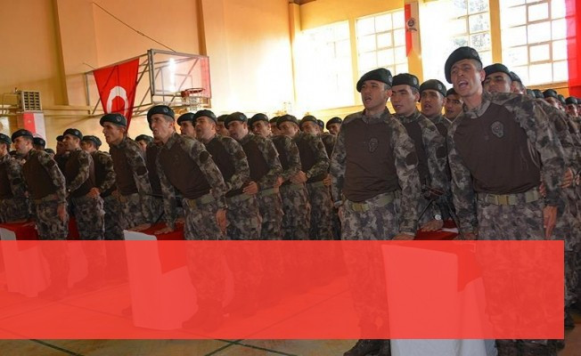 Balıkesir'de Özel Harekat Polisleri için yemin töreni düzenledi.