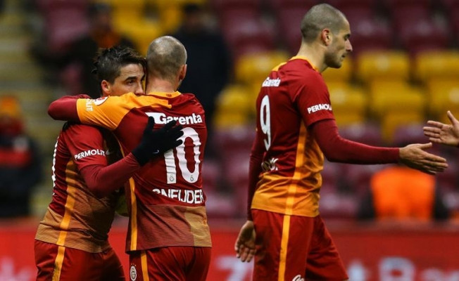 Galatasaray kupada ilk galibiyetini aldı