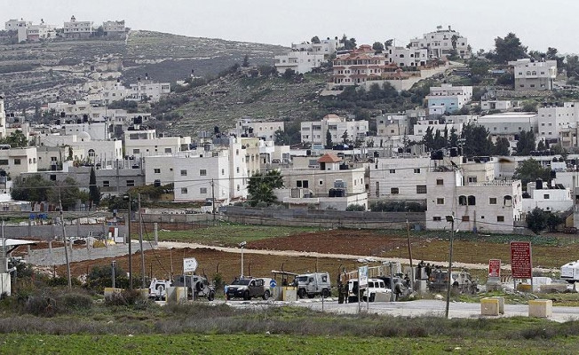 İsrail BMGK’nın kararına rağmen Yahudi yerleşim birimi inşa ediyor