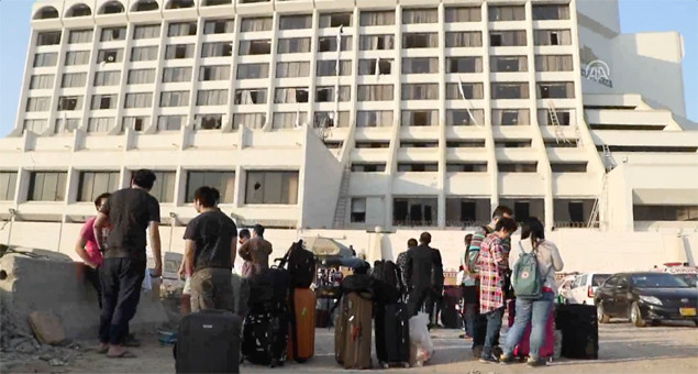 Pakistan'da otelde yangın: 11 ölü-video izle