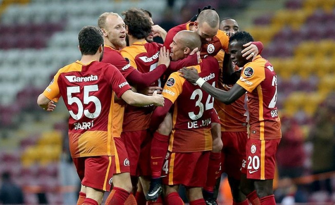 Spor Toto Süper Lig'de Galatasaray, Aytemiz Alanyaspor'u 5-1 yendi