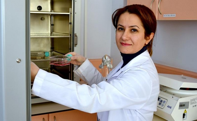 Türk bilim insanından kanser hücrelerini yok eden 3 yeni bileşik