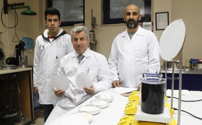 Türk bilim insanlarından bir ilk! Yumurta kabuğundan kağıt…