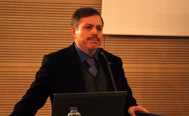 Uşak Üniversitesi Rektörü'ne FETÖ gözaltısı