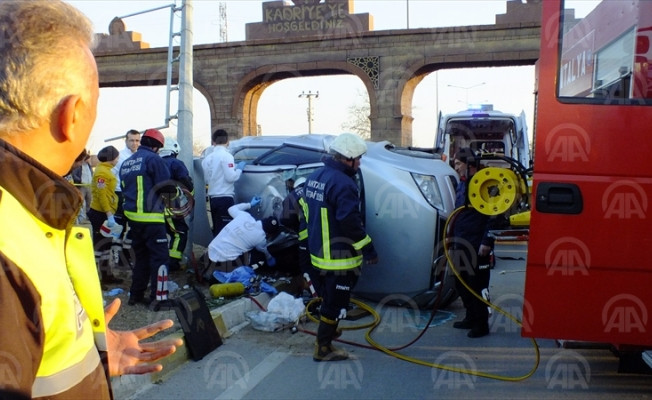 Antalya'da feci trafik kazası: 1 ölü, 1 yaralı!