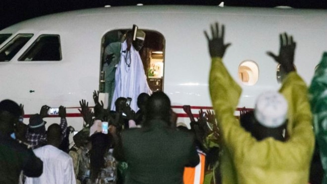 Devrik lider Yahya Jammeh ülkesi Gambiya'dan sürgün edildi