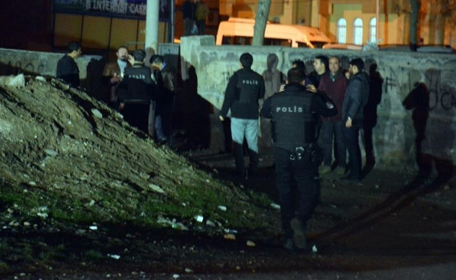 Diyarbakır'da polis noktasına saldırı