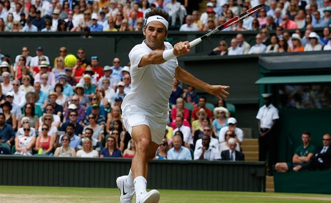 Federer rahat kazandı