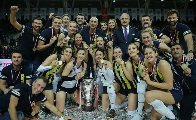 Fenerbahçe Kupa Voley'de şampiyon oldu
