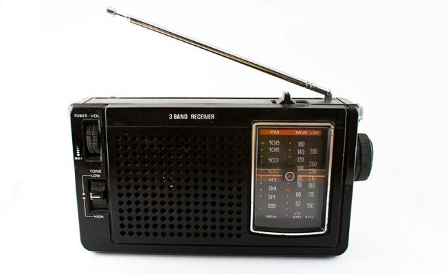 FM radyo yayınına son veren ilk ülke...