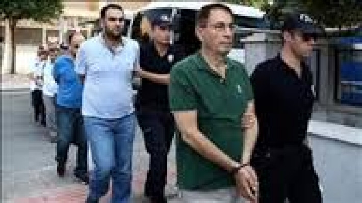 Mersin'de belediye bürokratlarının yargılandığı FETÖ davası başladı