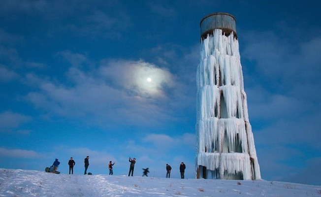 Su deposu 'buz kulesi'ne dönüşürse...