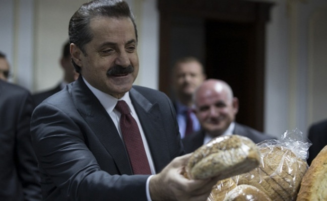 Tarım Bakanı Faruk Çelik açıkladı; Ekmeğe zam gelecek mi?