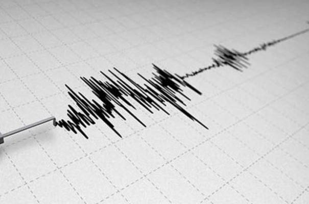 Çanakkale'de deprem 3.9