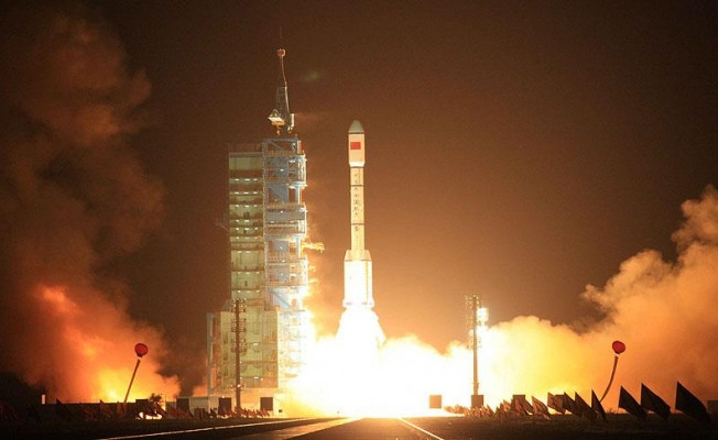 Çin'den uzaya kargo gemisi