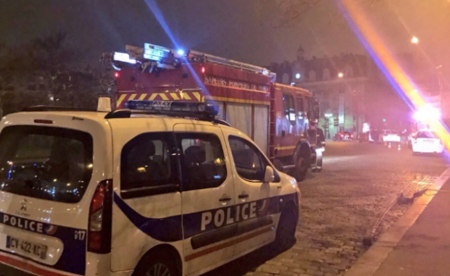 Fransa'da metro istasyonunda korkutan patlama