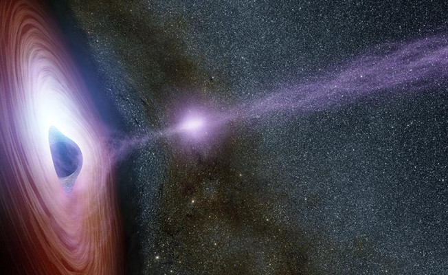 Kara delik 11 yıldır aynı yıldızı 'çiğniyor'