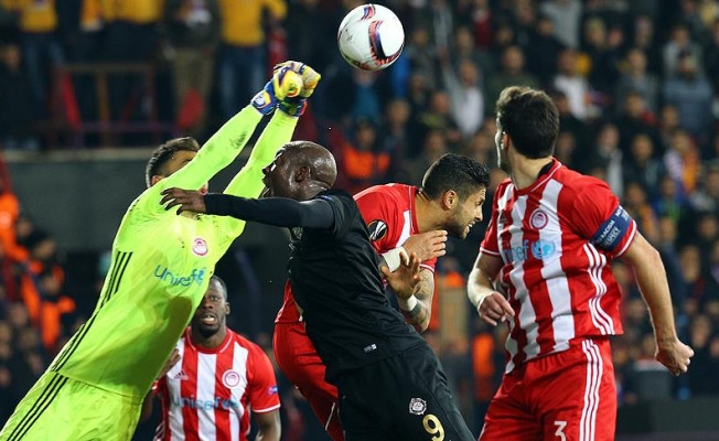 Osmanlıspor Olympiakos 0-3 Maç özeti ve golleri izle