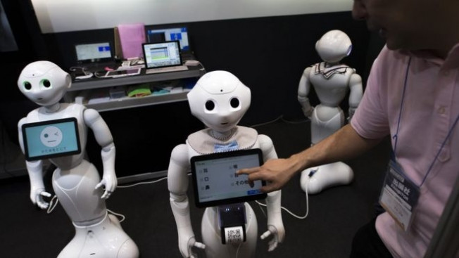 Yaşlı bakım hizmetlerini robotlar üstleniyor