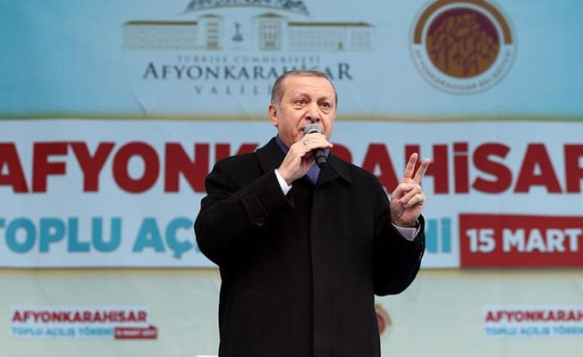Cumhurbaşkanı Erdoğan: Faşizmin ruhu Avrupa sokaklarında kol geziyor