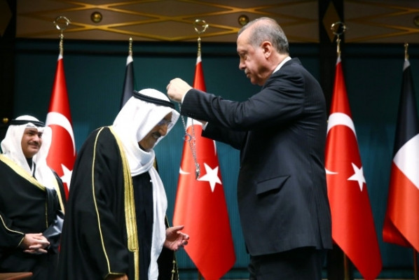 Erdoğan Kuveyt Emiri’ne devlet nişanı takdim etti
