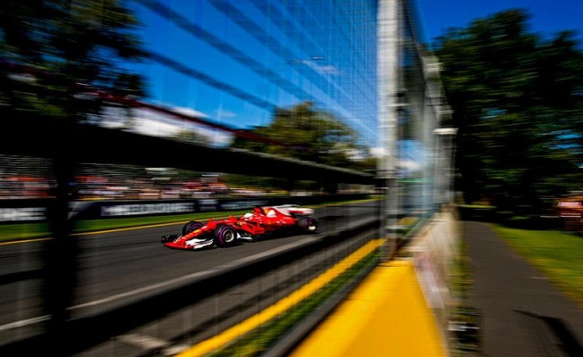 Ferrari 2017'ye hızlı başladı