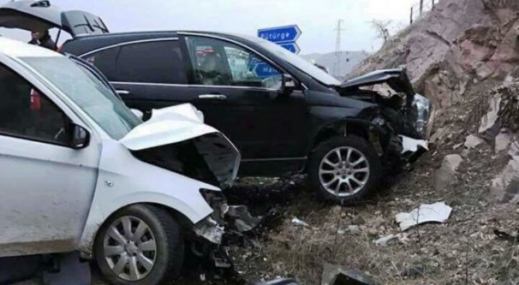 Pütürge Kaymakamı Erkan Savar trafik kazası geçirdi