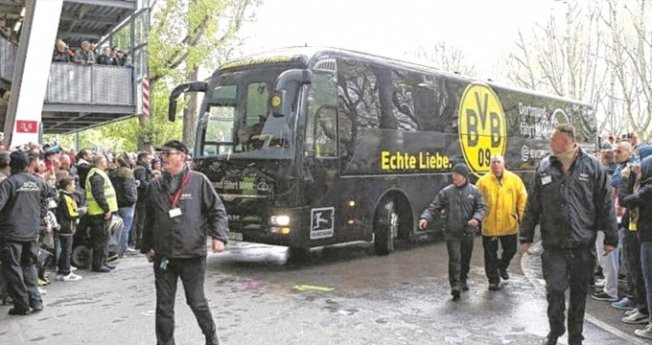 Devler Ligi maçı öncesi Borussia Dortmund otobüsü yakınlarında patlama