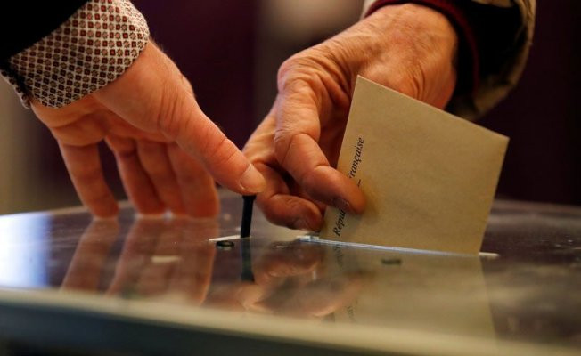 Fransa'da ilktur  seçim resmi sonuçları açıklandı