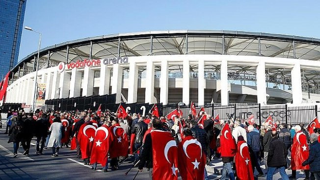 Beşiktaş'ın haberi olmadan stadın ismi değiştirildi