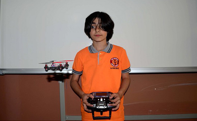 Ortaokul öğrencisi harika çocuk 'bomba bulan casus drone' geliştirdi video izle