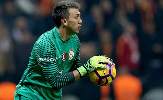Galatasaray'ın vazgeçilmezi yine Muslera