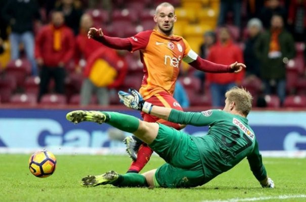 Galatasaray ile Sneijder arasındaki zirvenin detayları