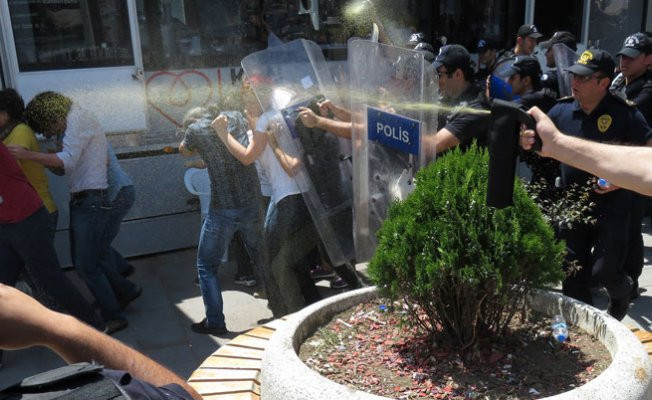 Gülmen ve Özakça protestosuna müdahale