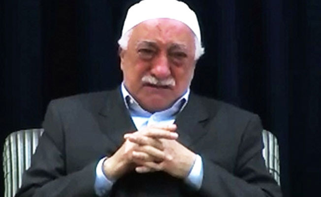 'Terörist başı Gülen, Humeyni'nin Tahran'a indiği gibi Türkiye'ye dönecekti'
