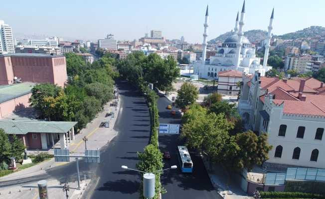Ankara Büyükşehir Belediyesi yol ve asfalt çalışmalarına hız verdi