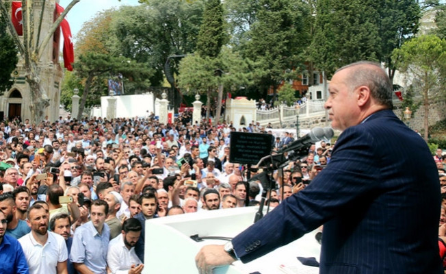 Cumhurbaşkanı Erdoğan: Dinini, tarihini ,kültürünü bilen kuşaklar yetiştirmekte kararlıyız!