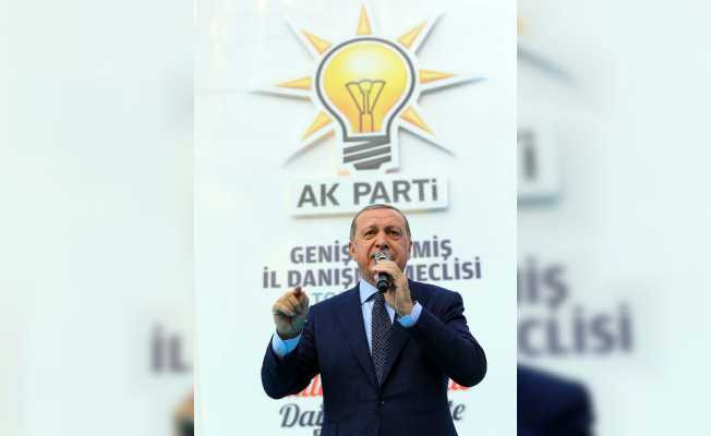 Cumhurbaşkanı Erdoğan: “Sen kimsin ki Türkiye’nin Cumhurbaşkanına konuşuyorsun”
