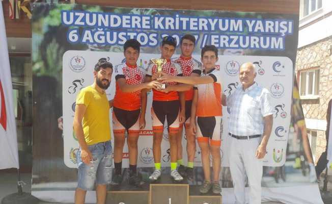 Döşemealtı Belediyesi’nin Bisiklet Takımı Türkiye üçüncüsü