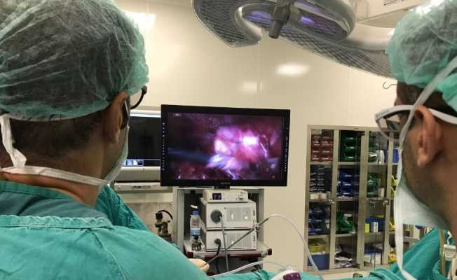 FÜ’de 3 boyutlu Laparoskopik sistemle ameliyatlar daha başarılı yapılıyor