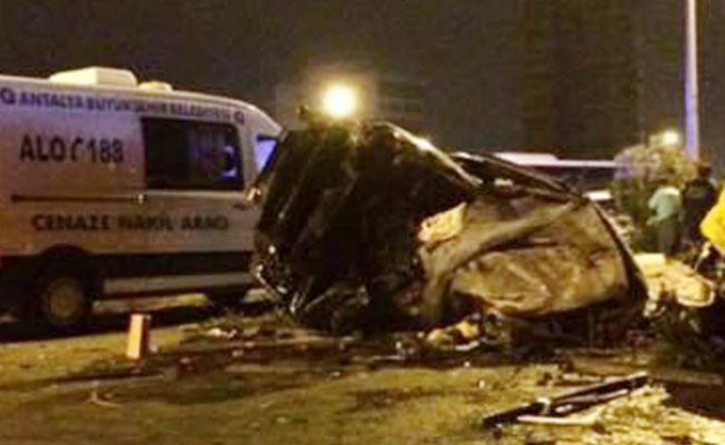 Antalya'da feci kaza: 4 ölü