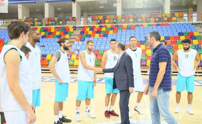 Başkan Altay’dan basketbol takımına ziyaret
