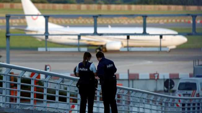 Brüksel’de Madrid uçağı tahliye edildi