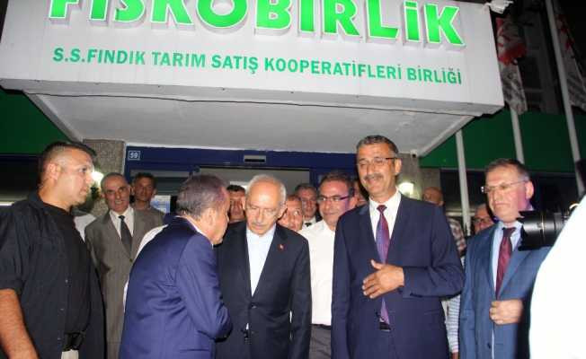 CHP Genel Başkanı Kılıçdaroğlu, FİSKOBİRLİK’i ziyaret etti