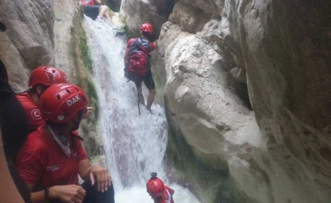 DAK ekipleri kanyon geçişi ve su üstü arama kurtarma eğitimi yaptı