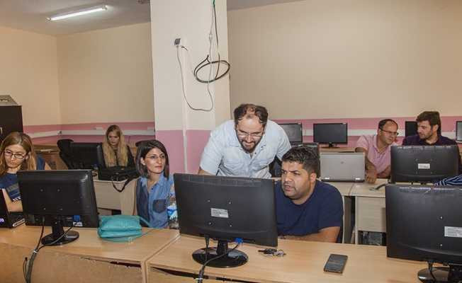 Hakkari Üniversitesinde ‘Endnote Programı’ eğitimi