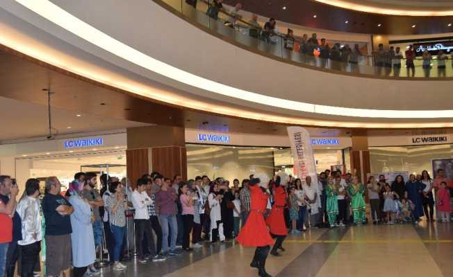 Kafkas dansı Malatyalıların beğenisini kazandı