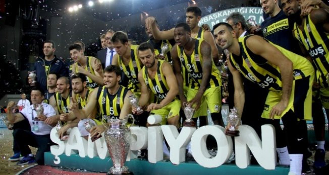 33. Erkekler Cumhurbaşkanlığı Kupası Fenerbahçe’nin izle