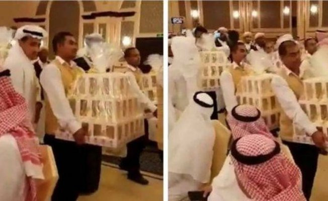 Arabistan'da düğünde herkese iPhone 8 hediye edildi